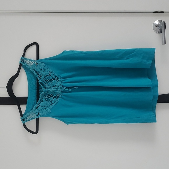 ๐ 2 for $15! ๐ Joe Fresh Sleeveless Shirt - Picture 1 of 4